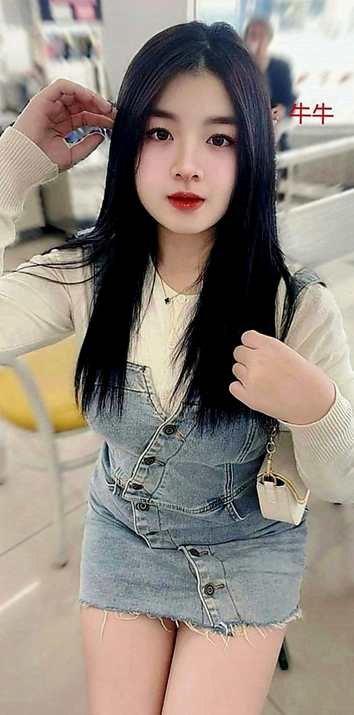 基隆外約茶|好茶：陳萱 |嫩模|167cm|43kg|E罩杯|19歲|!服務：顏射 喇舌 鴛鴦浴 殘疾澡 奶式按摩 奶炮