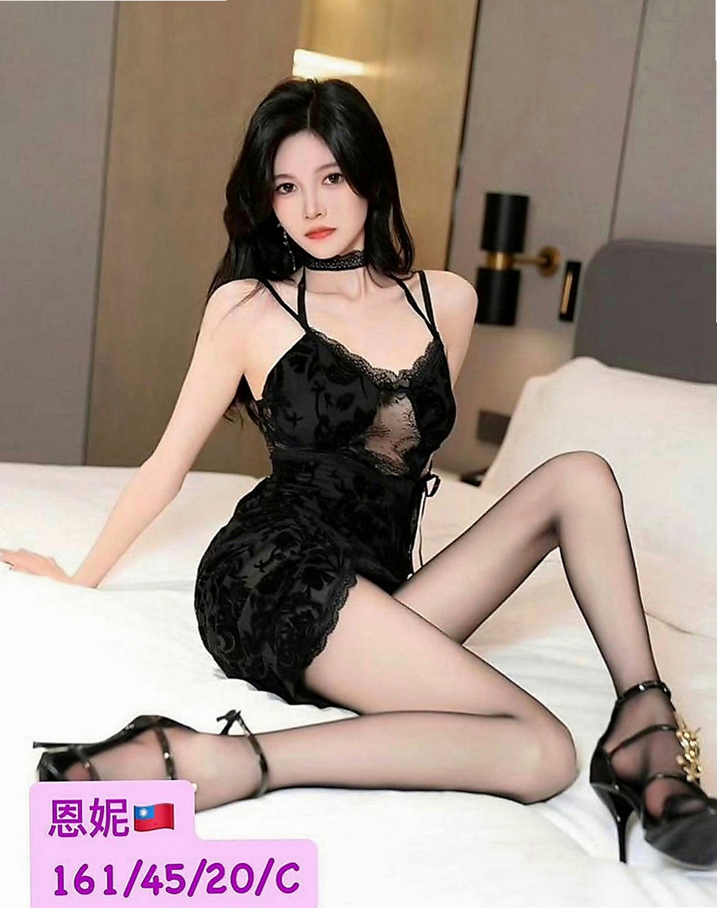 中正八大娛樂網：夜蓉 |性感氣質熟女|167cm|53kg|D罩杯|24歲|奶泡很爽 皮膚白白嫩嫩的 聲音嗲嗲der   看著腰窩美背 聽著妹妹嬌喘 讓你欲求不滿